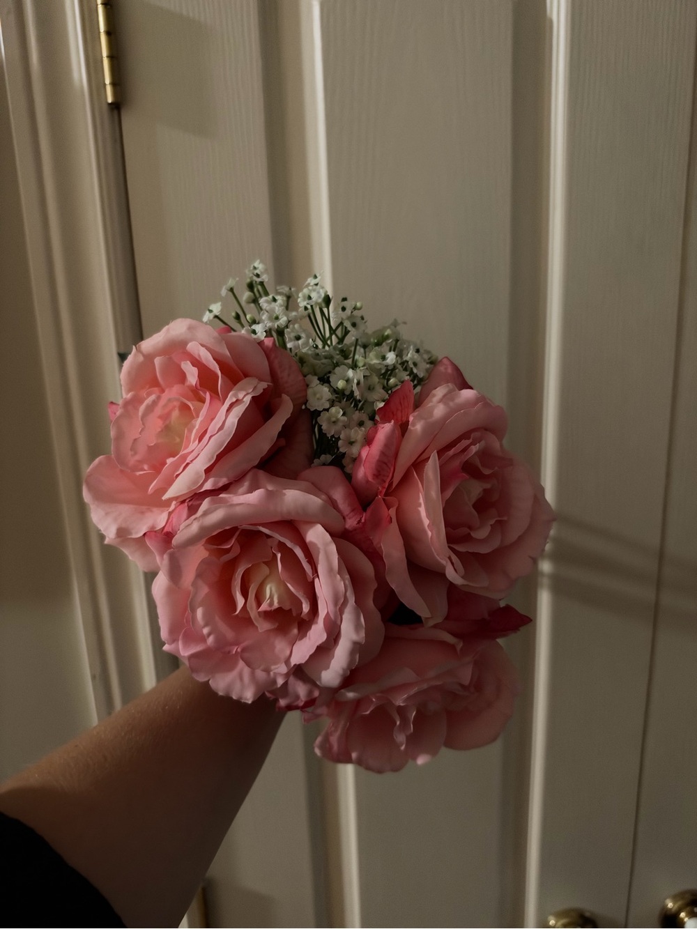 Fake Delicate Pink Rose Hand Bouquet - Unbranded